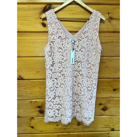 BB DAKOTA Sleek &Sixy Women's Lost in Lace Shift Dress L - Picture 2 of 6